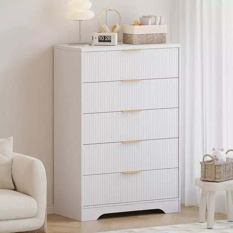 Commode Blanche pour Chambre, Grande Commode Moderne de 80 cm avec 5 Tiroirs à Coulissement Doux et Poignées en Métal Doré, pour Placard, Entrée, Couloir
